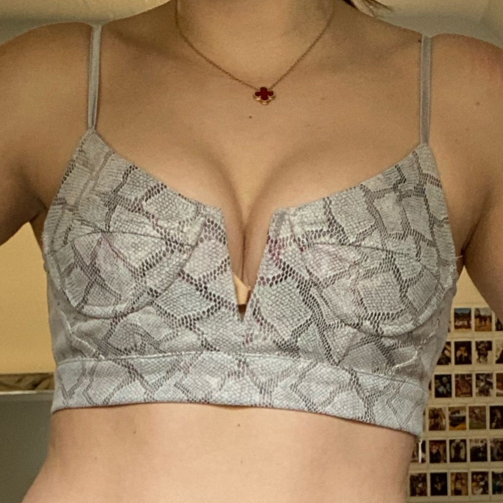 BOOB SHIRT! purple tone snakeskin crop top